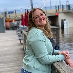 Meet your Posher, Gabrielle